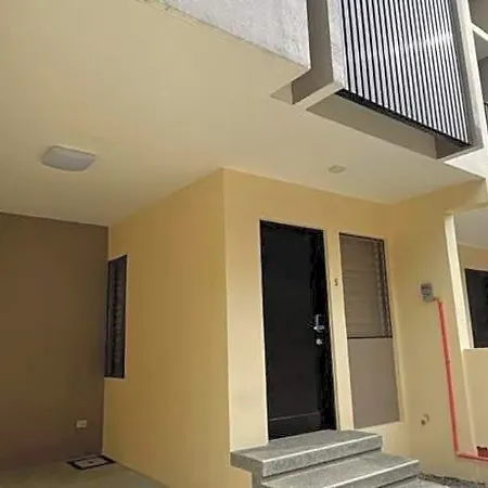 Fly & Rest Guesthouse - Mactan-Cebu International Airport
